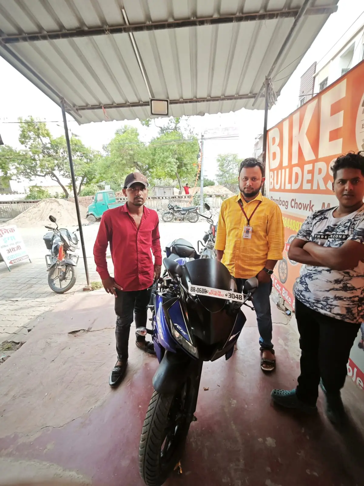 Certified used commuter bike delivered to college student in Bihar